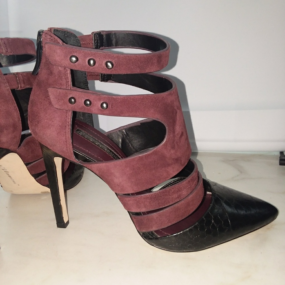 BCBGeneration shoes woman hell sz 5 1/2 or 35 1/2